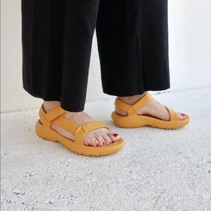 Teva Hurricane Drift Sandal US7/EU38